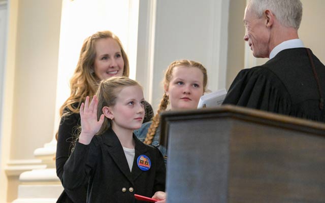 Liv started her job after her inauguration.