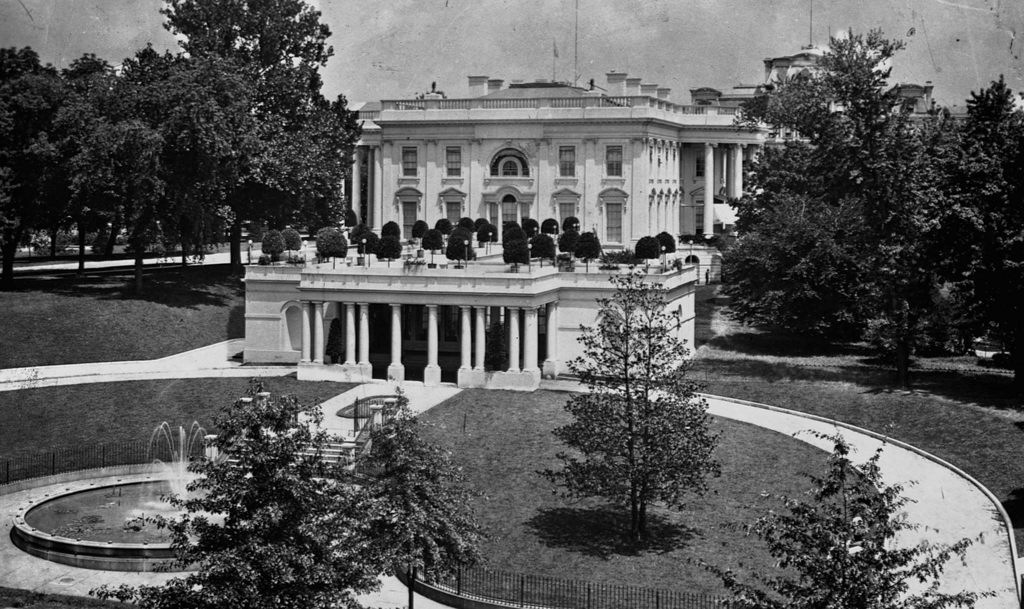 The original East Wing in 1902