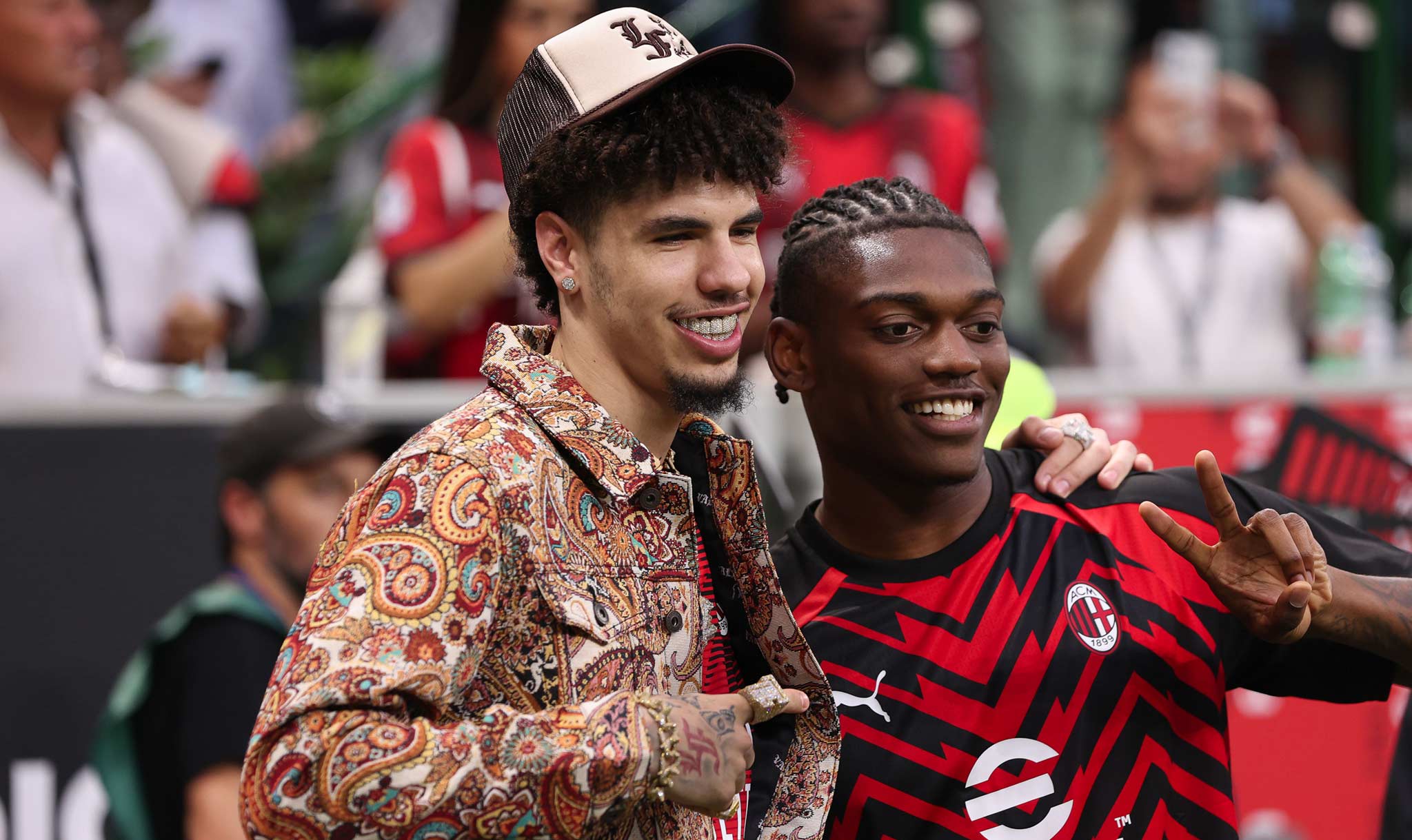 LaMelo Ball (left) is 6 feet, 7 inches tall!