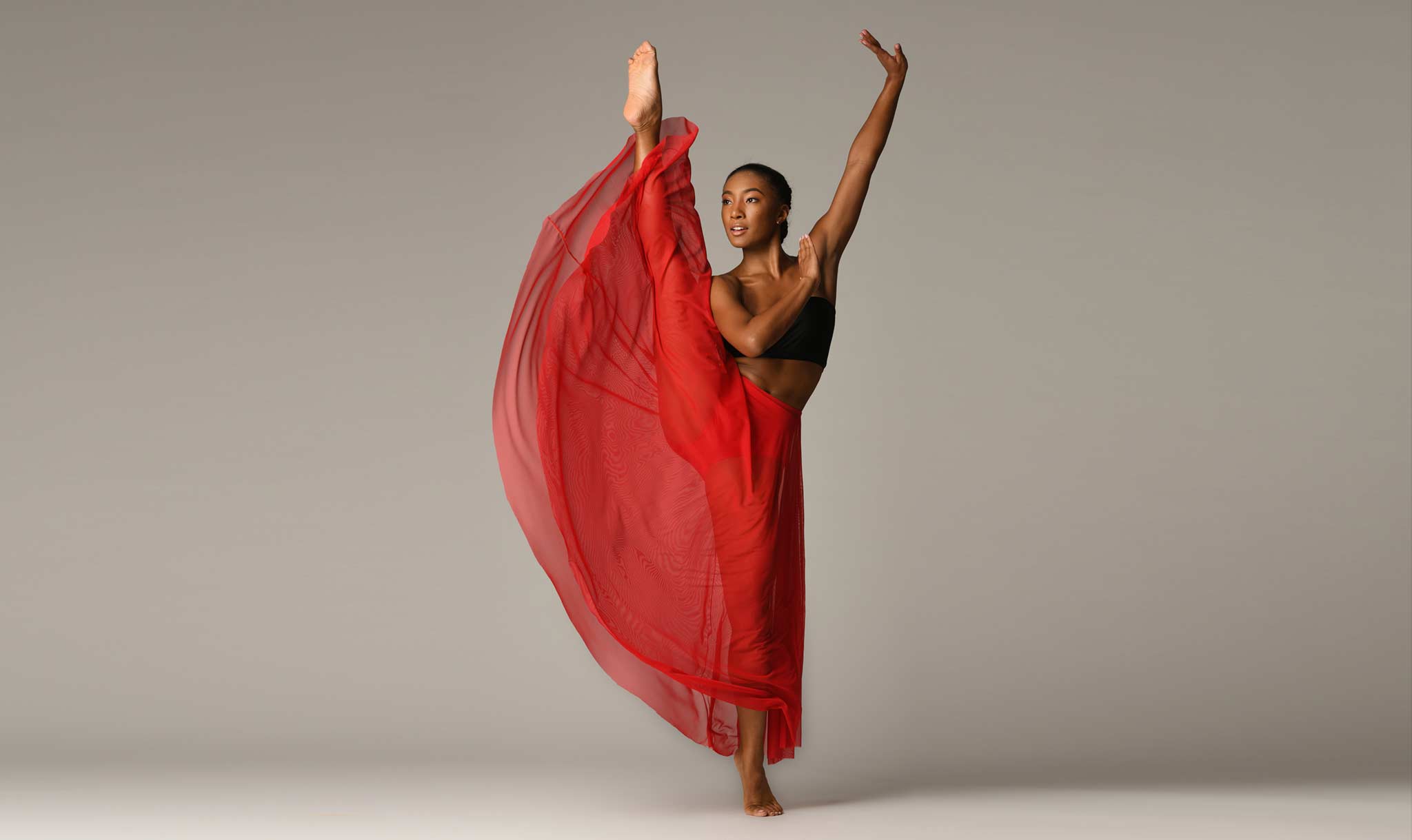 Hannah Alissa Richardson is a professional dancer.